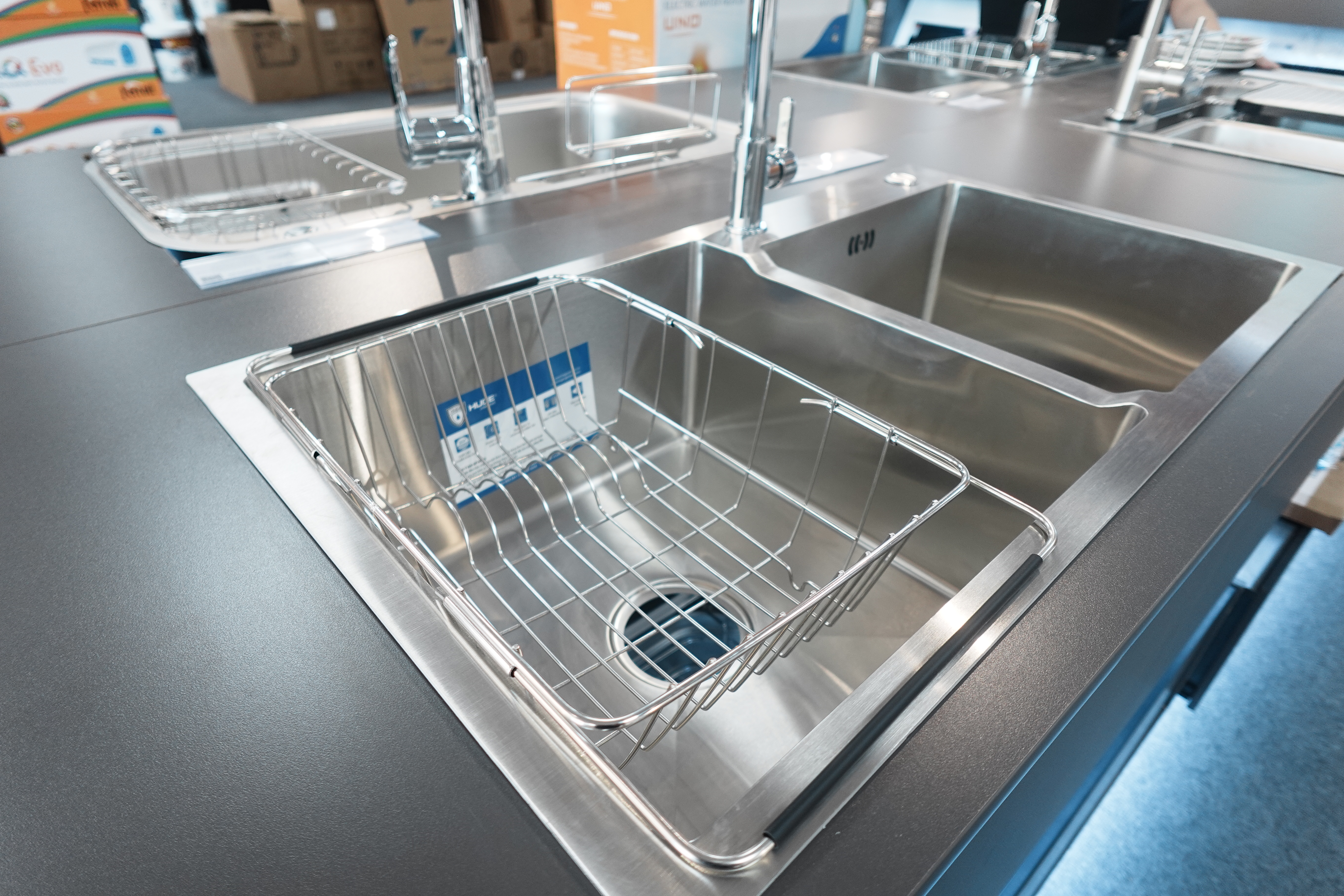 Chậu rửa bát HUGE H-P200A Chậu rửa bát HUGE H-P200A