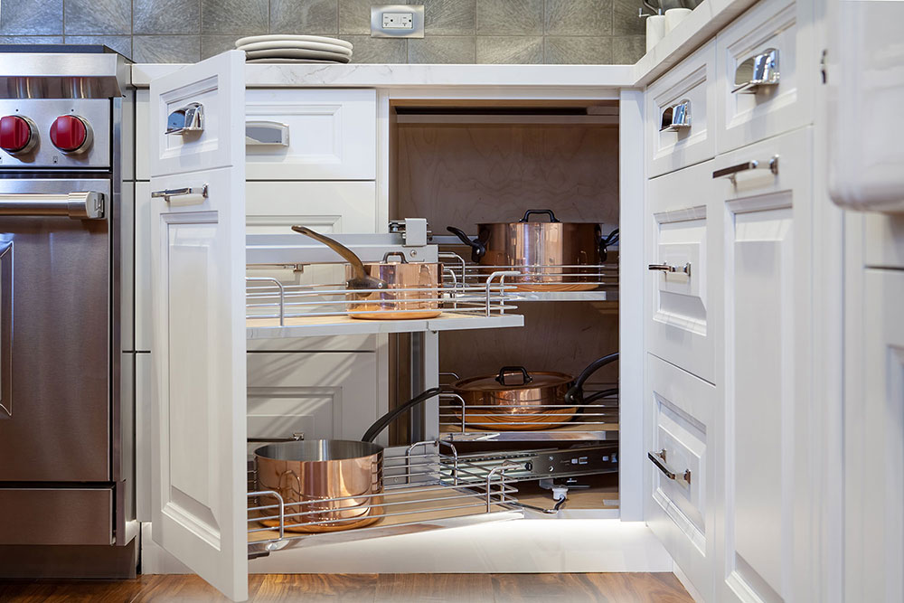 Kệ góc liên hoàn – Giải pháp tối ưu cho góc tủ chữ L hoặc chữ U Kệ góc liên hoàn – Giải pháp tối ưu cho góc tủ chữ L hoặc chữ U